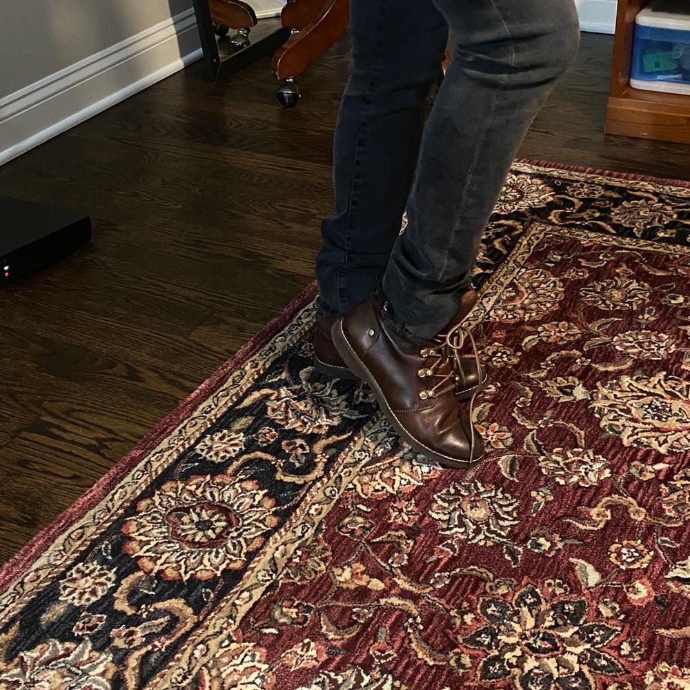 Boots - Picture 5 of 6